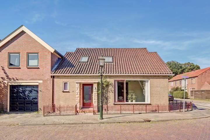 Foto 36 van Middelweg 2