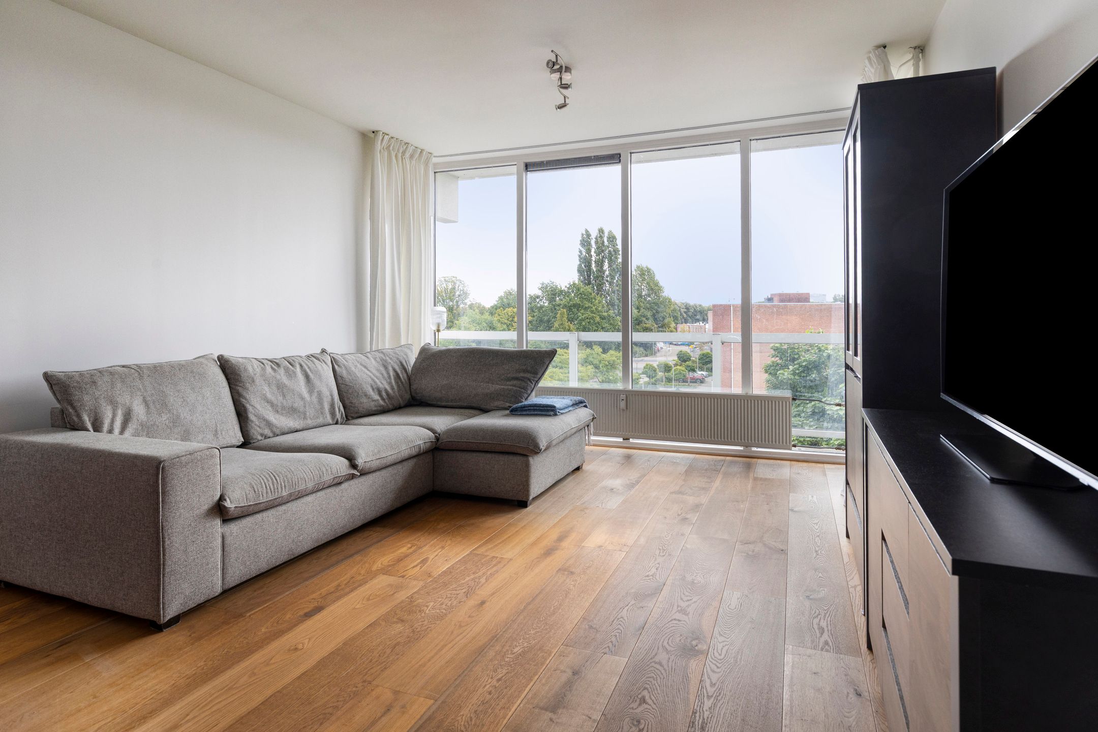 Photo 3 of Kruidenommegang 43