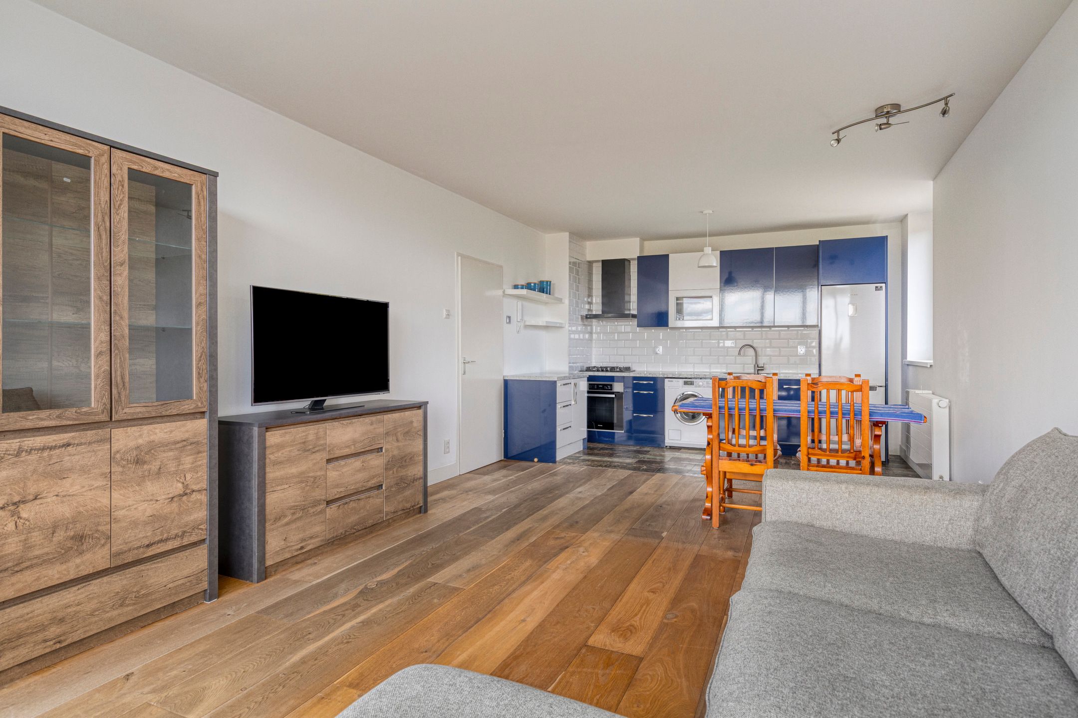 Photo 6 of Kruidenommegang 43