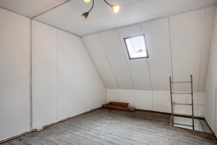 Photo 32 of Julianastraat 12