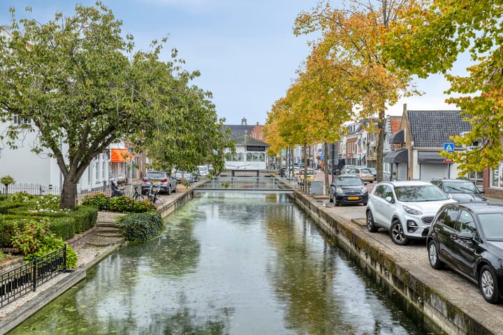 Photo 35 of Julianastraat 12