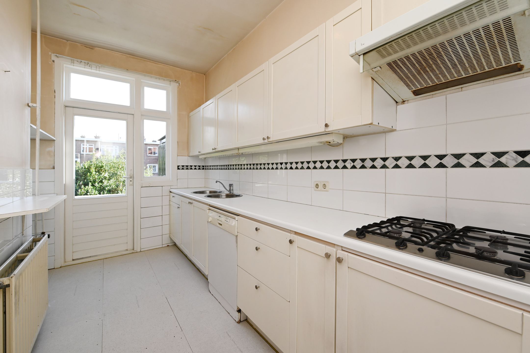 Photo 12 of Waalsdorperweg 305