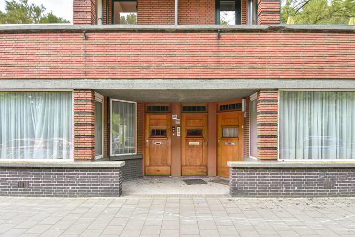 Foto 43 van Waalsdorperweg 305