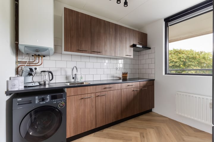 Foto 10 van Van Oldenbarneveltstraat 552