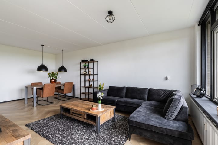 Foto 15 van Van Oldenbarneveltstraat 552