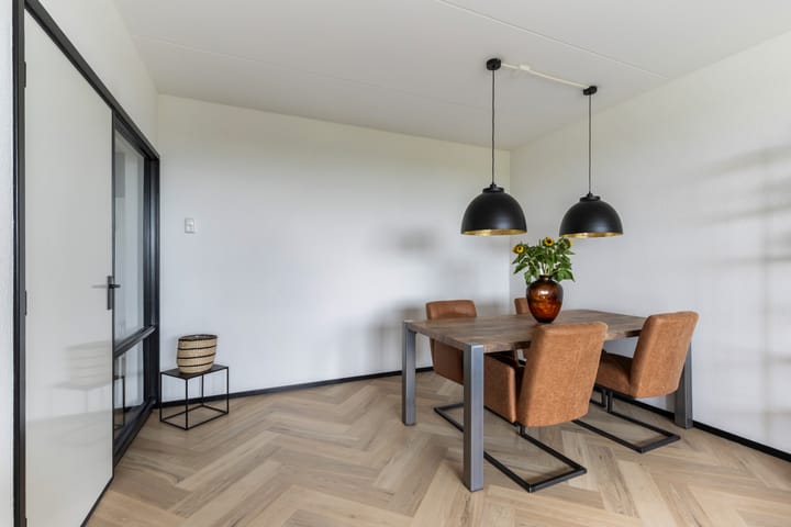 Foto 16 van Van Oldenbarneveltstraat 552