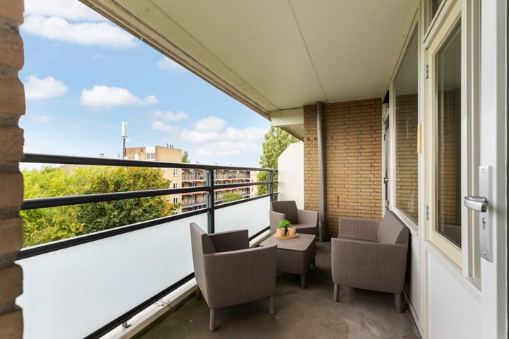 Foto 20 van Van Oldenbarneveltstraat 552