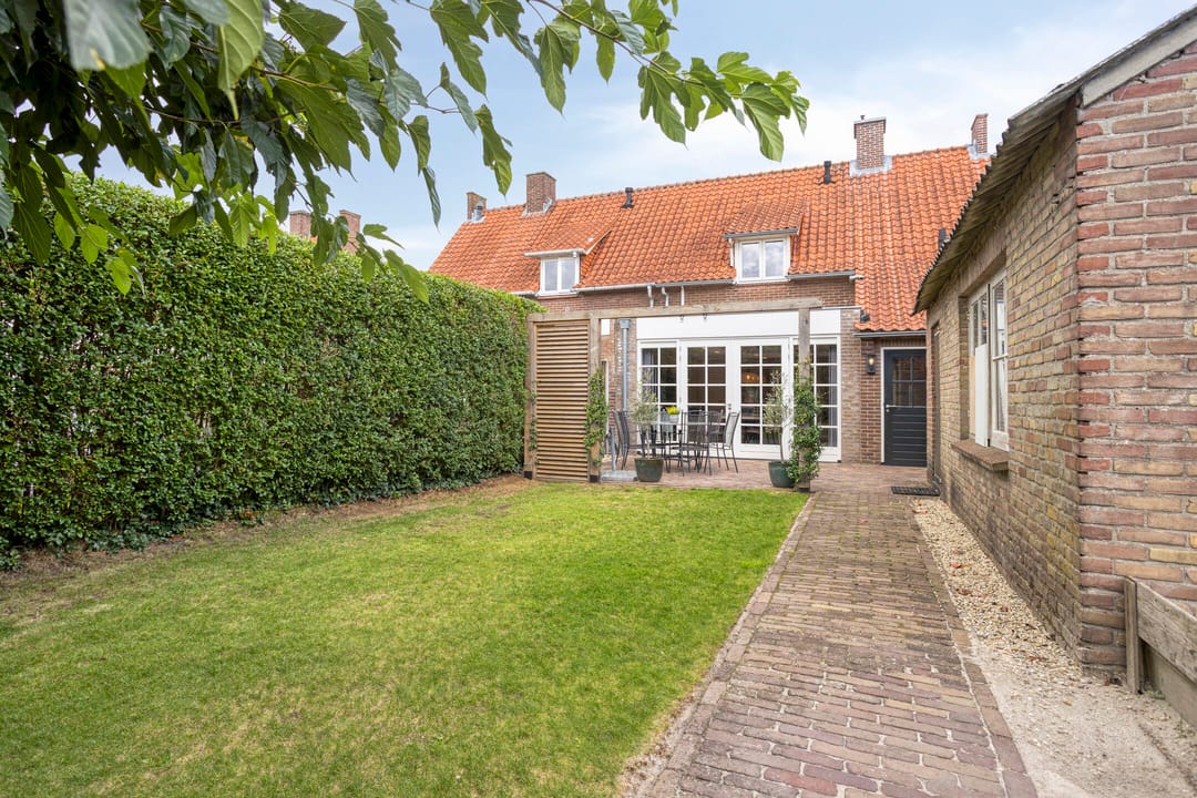 Photo 37 of Kerkstraat 8