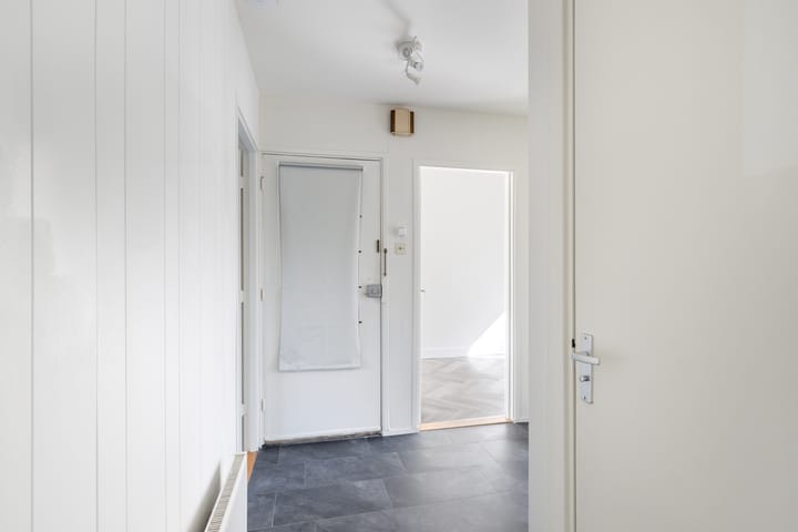 Photo 5 of Delftseveerweg 23-B