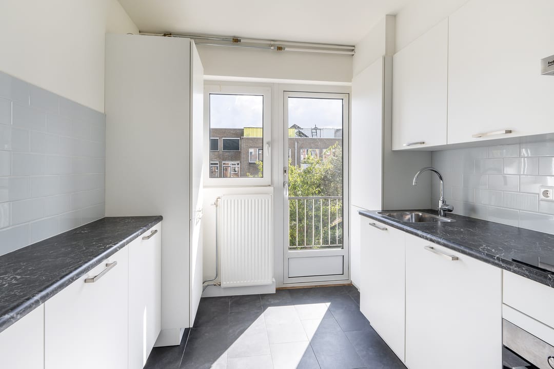 Foto 13 van Delftseveerweg 23-B