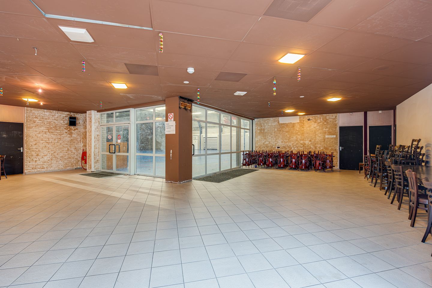 View photo 2 of Heemradenlaan 36