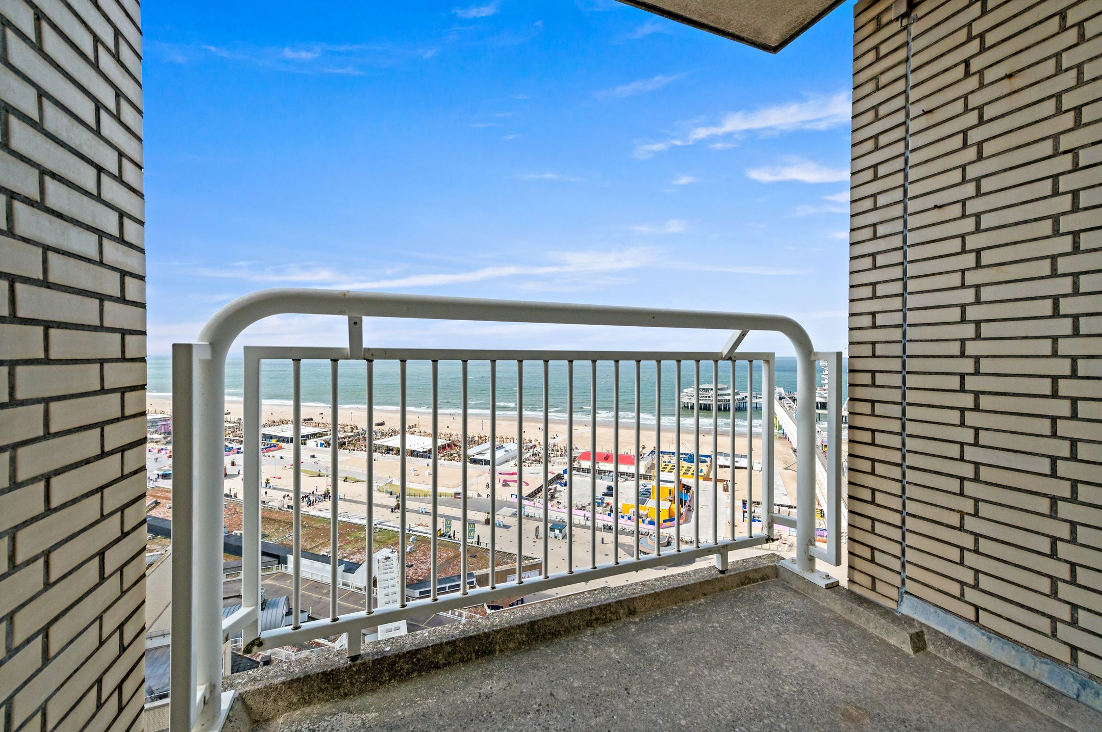 Foto 21 van Gevers Deynootweg 1114