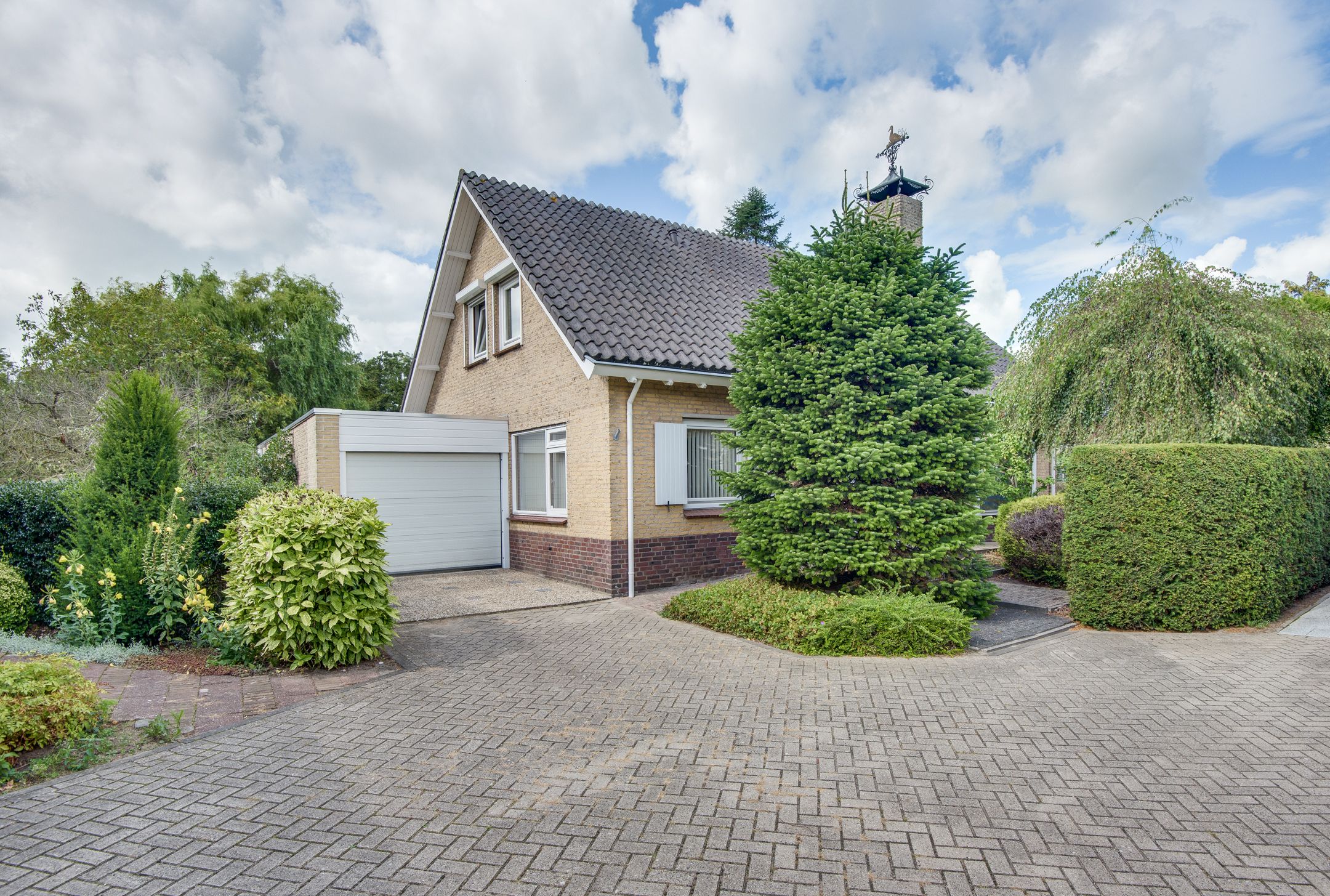 Larikslaan, 84, Sleeuwijk, 4254BJ, Noord-Brabant, Nederland 84