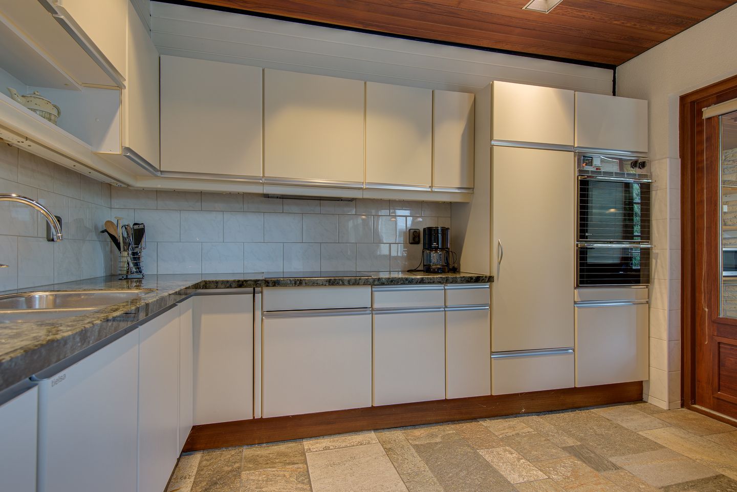 Foto 14 van Larikslaan 84