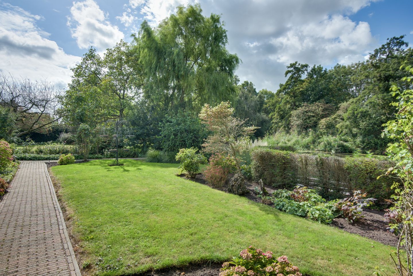 Foto 40 van Larikslaan 84