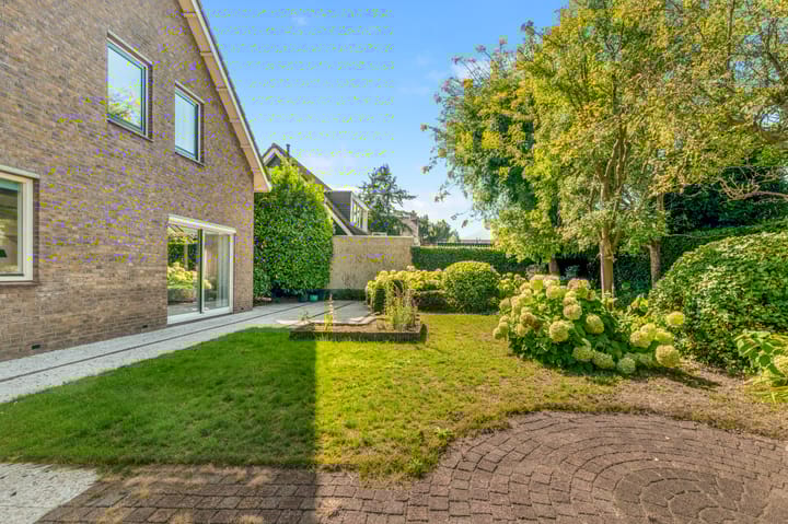 Foto 24 van Kamperfoelie 24