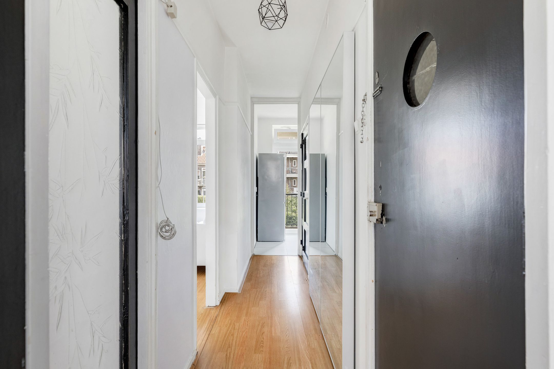 Photo 9 of Johan de Meesterstraat 10-A