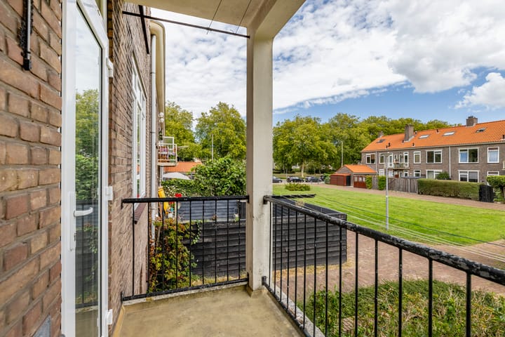 Photo 26 of Johan de Meesterstraat 10-A