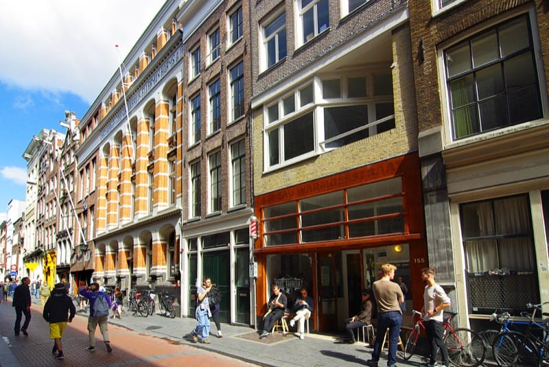 Bekijk foto 1 van Warmoesstraat 155