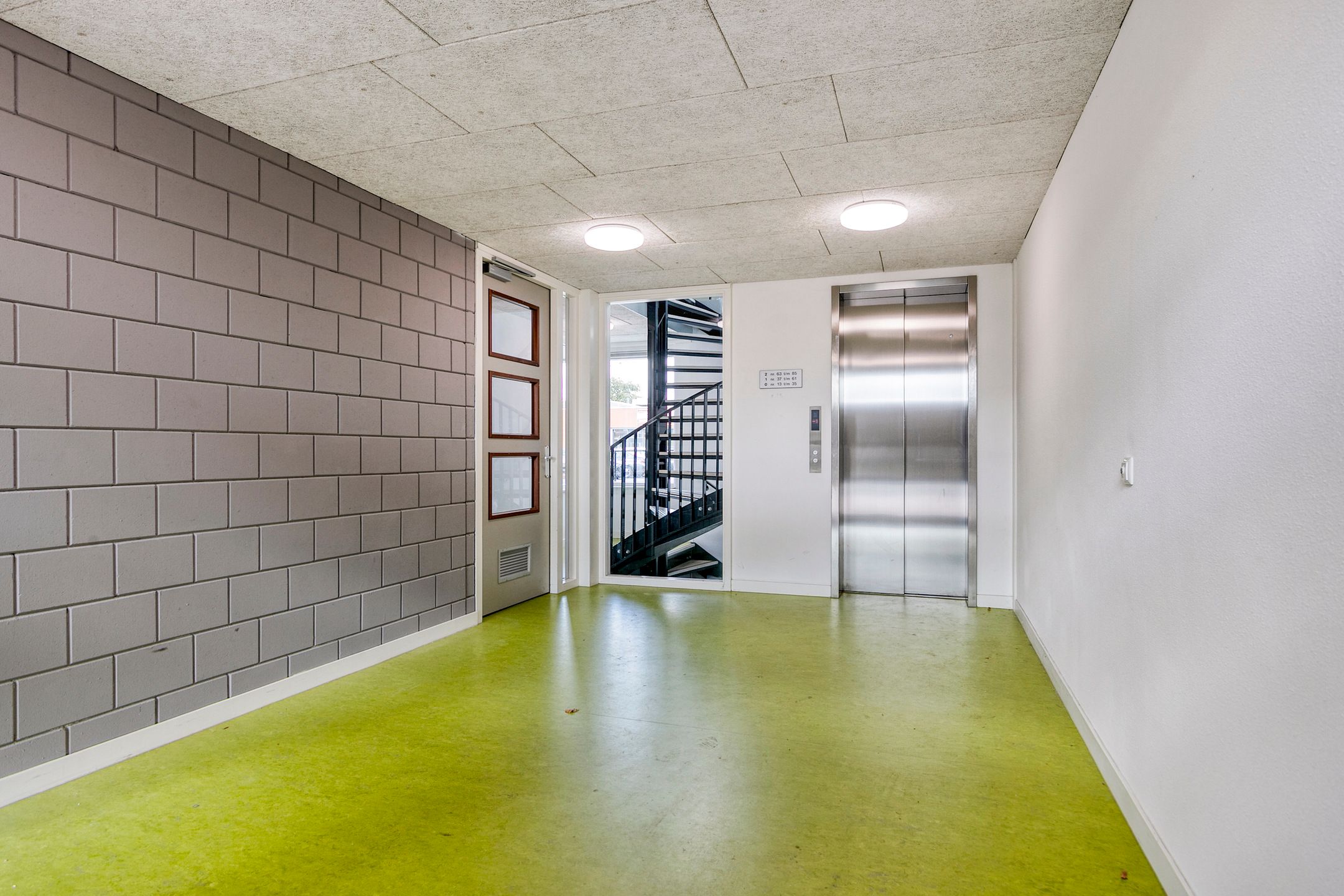 Photo 9 of Lagekerk 19