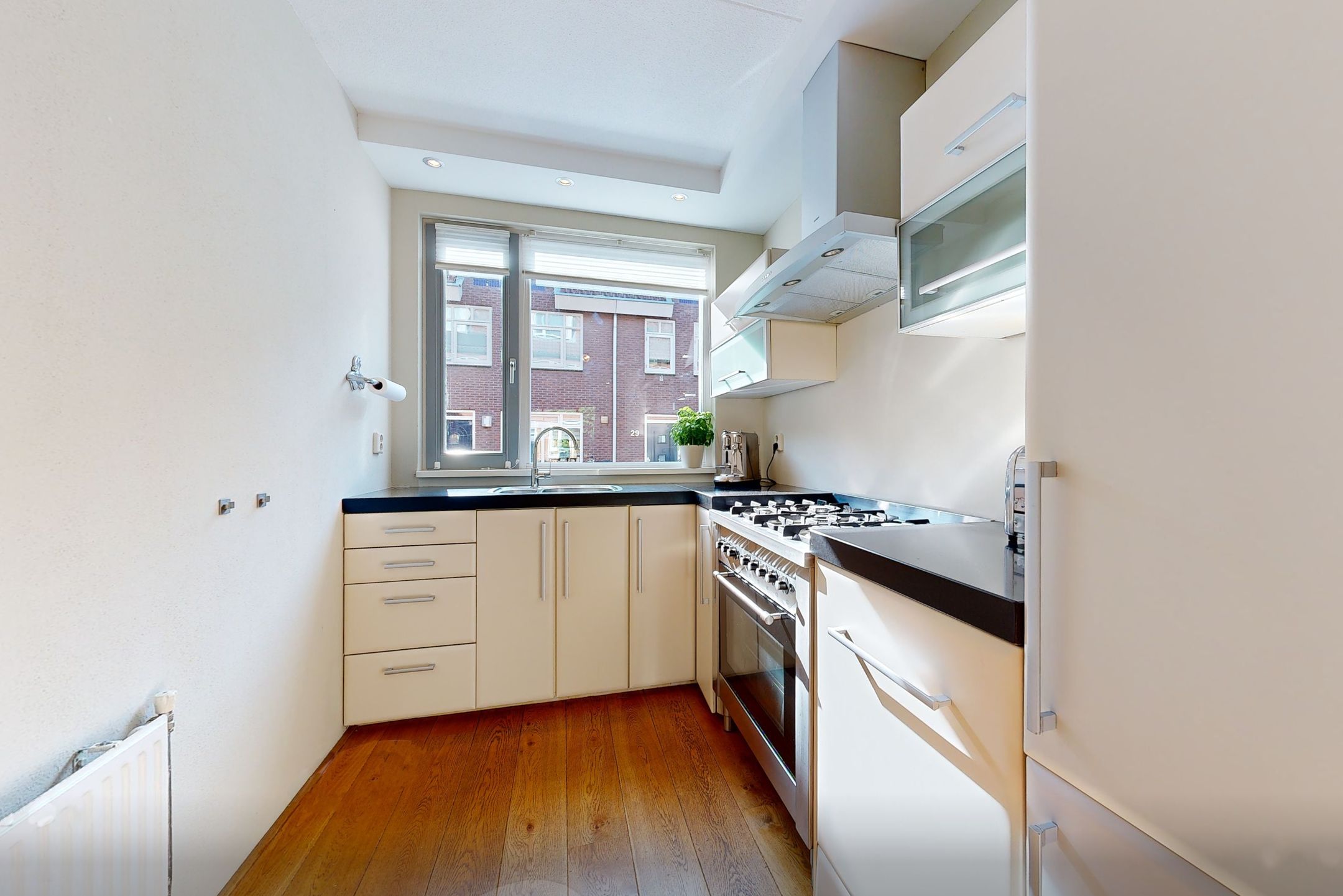 Foto 15 van Lijnbaanstraat 32