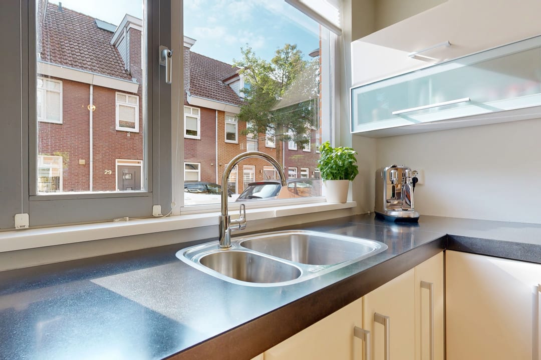 Foto 16 van Lijnbaanstraat 32