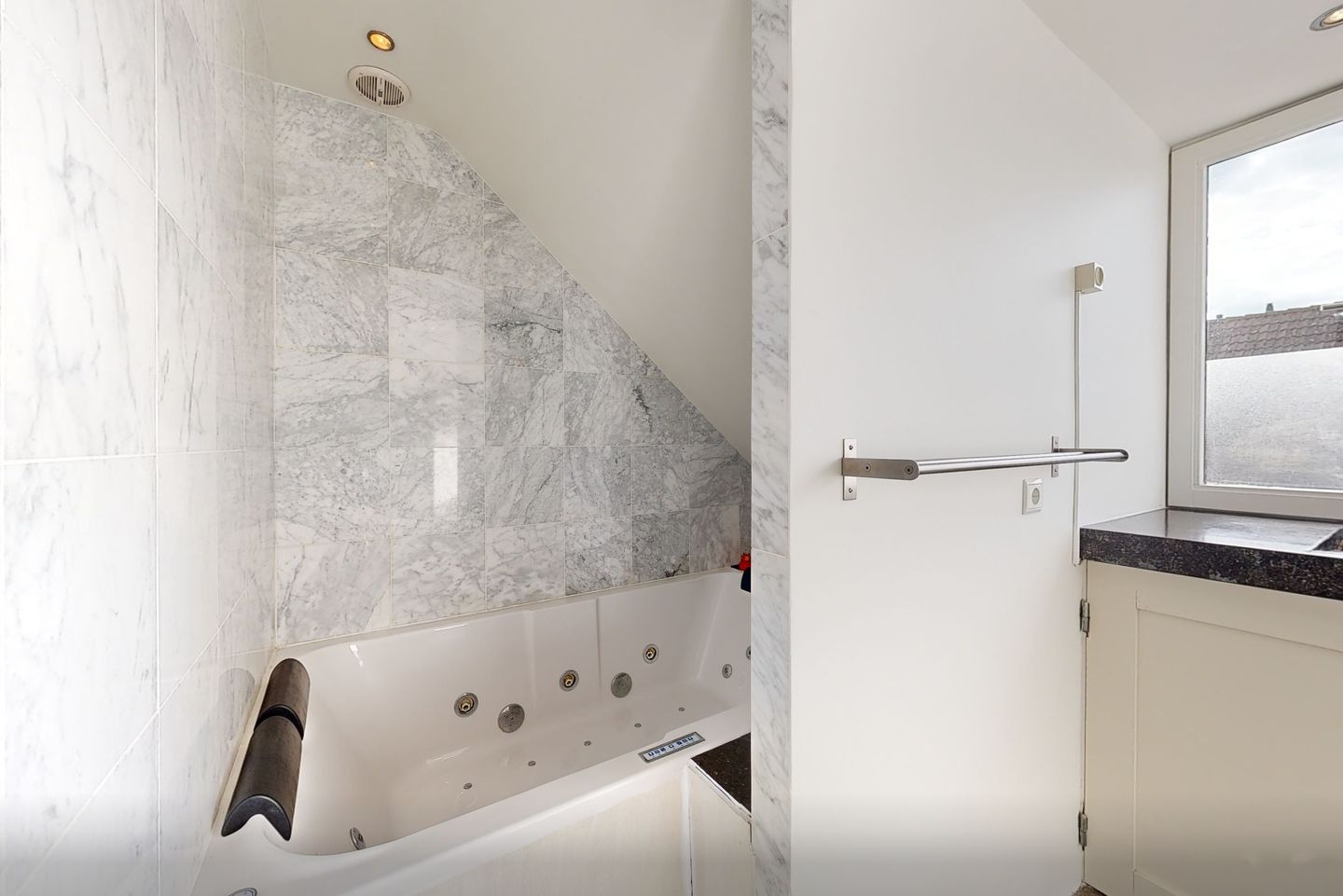 Foto 40 van Lijnbaanstraat 32