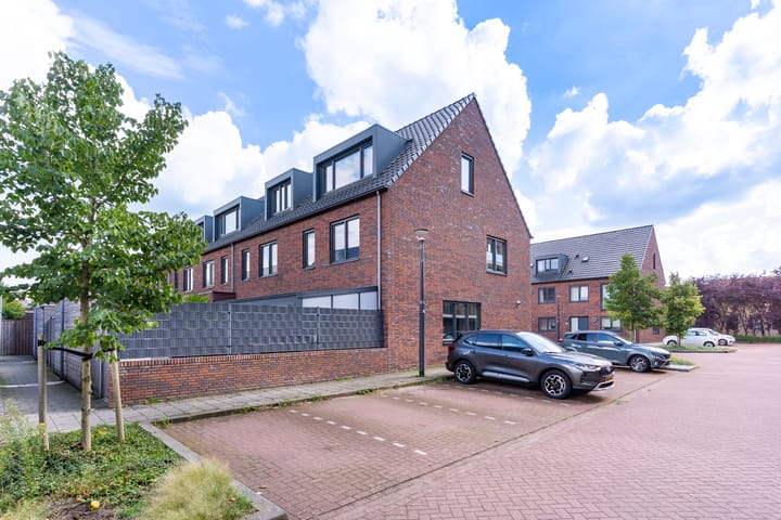 Photo 35 of Hof van Plettenburg 42