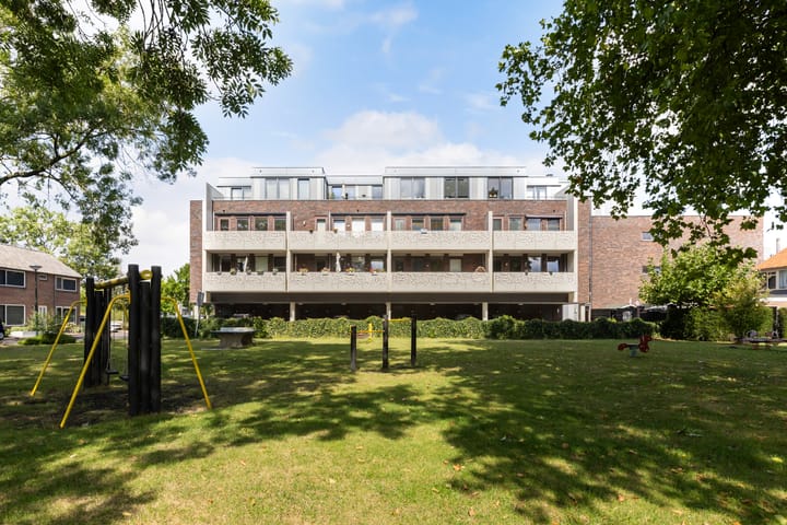 Foto 32 van Steenstraat 77