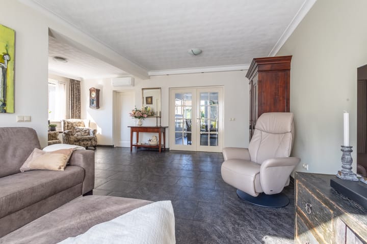 Foto 9 van St.Lambertusweg 75