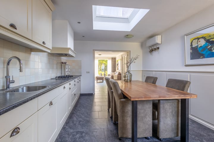 Foto 12 van St.Lambertusweg 75