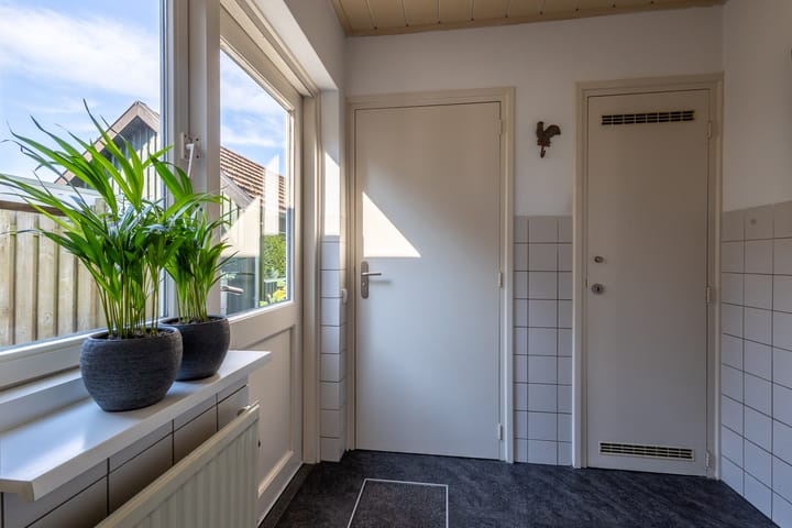 Foto 15 van St.Lambertusweg 75