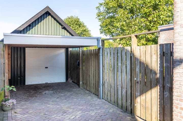 Foto 40 van St.Lambertusweg 75