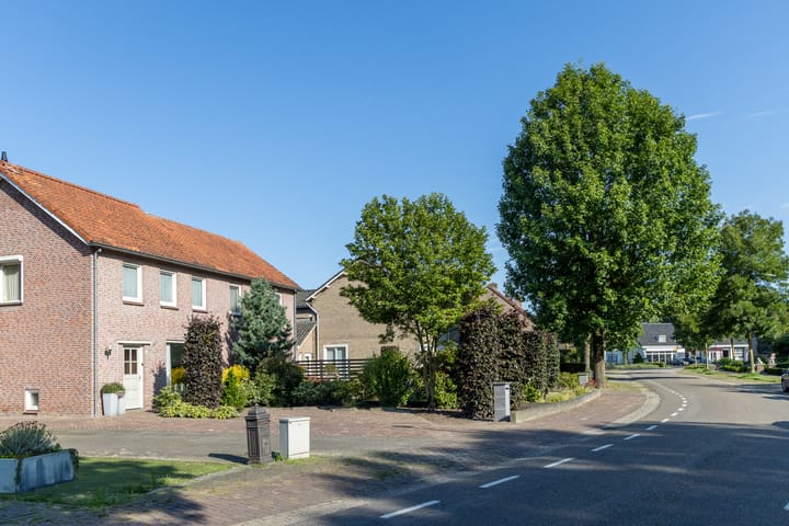 Foto 41 van St.Lambertusweg 75