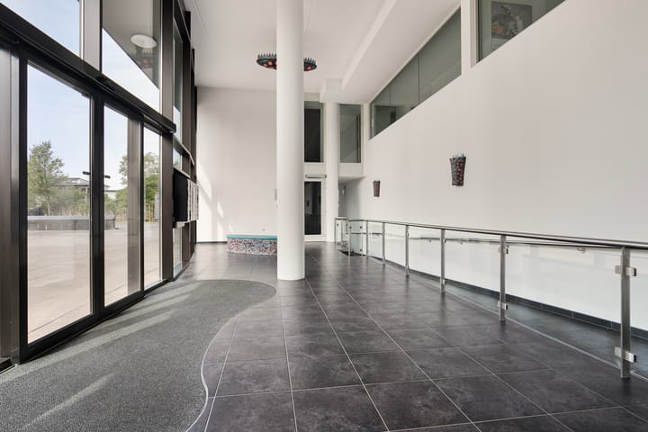 Foto 5 van Waterfront 320