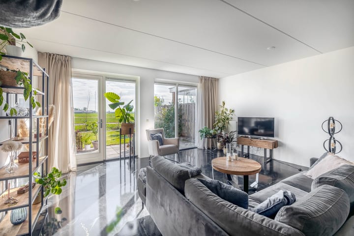 Foto 5 van Van Mieropstraat 23