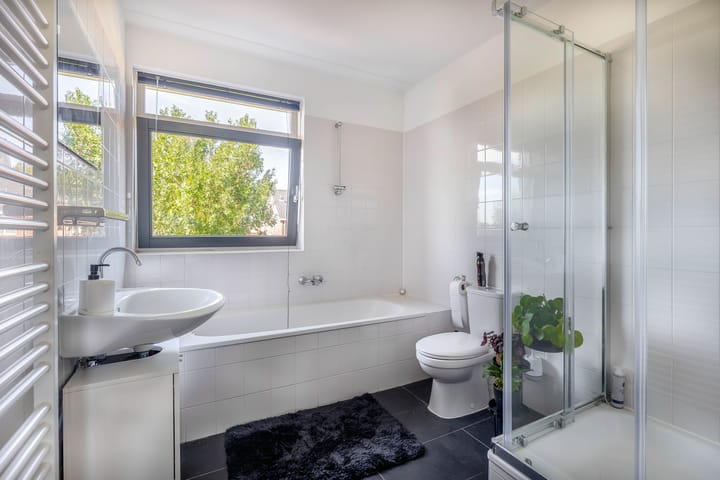 Foto 22 van Van Mieropstraat 23