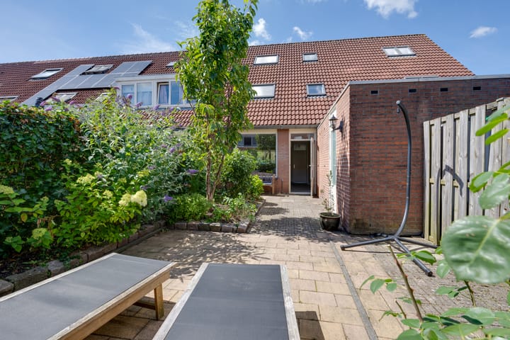 Photo 2 of Bandijk 70