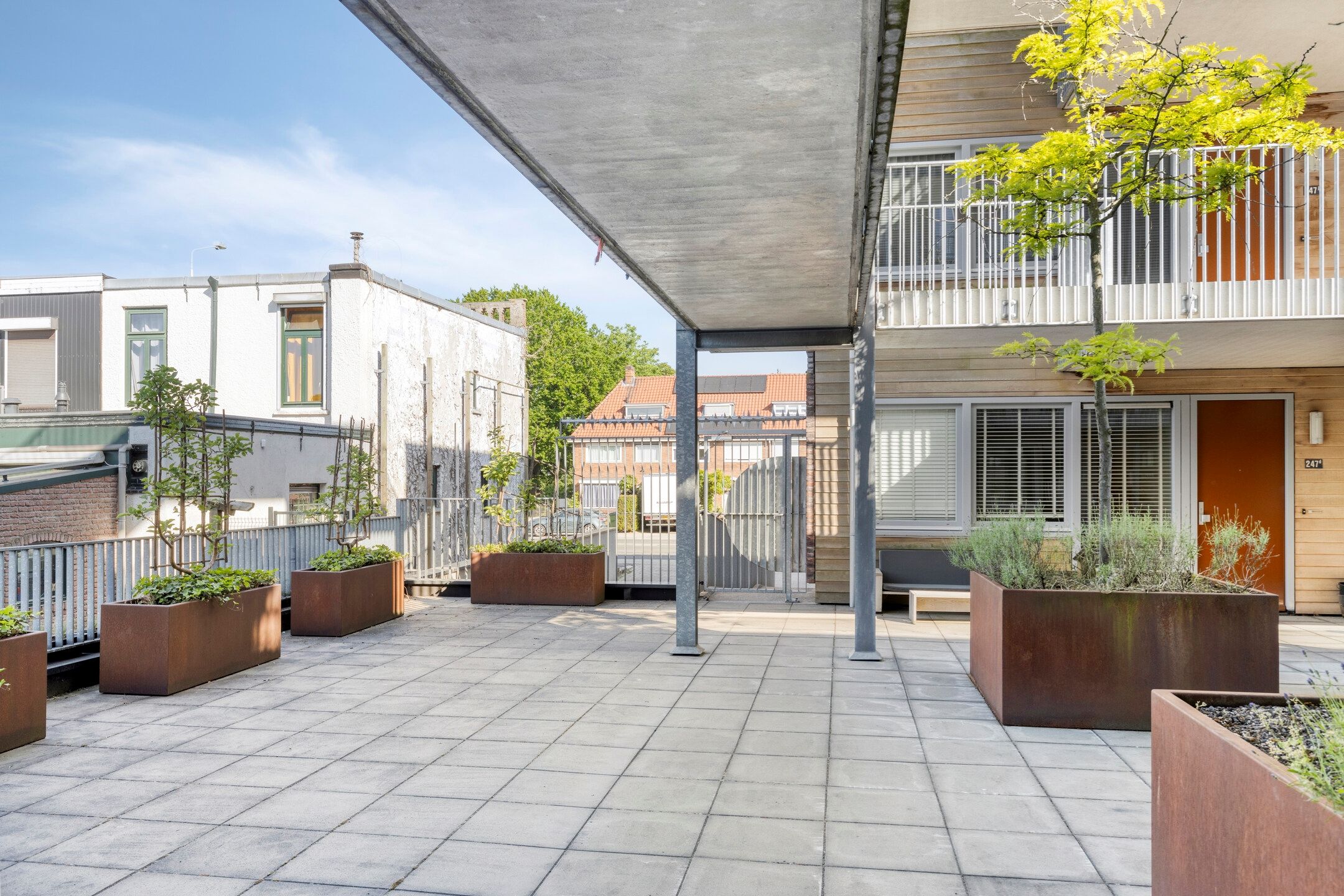 Photo 6 of Graafseweg 249-D