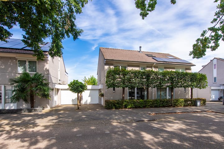 Foto 6 van Genemuidenstraat 11