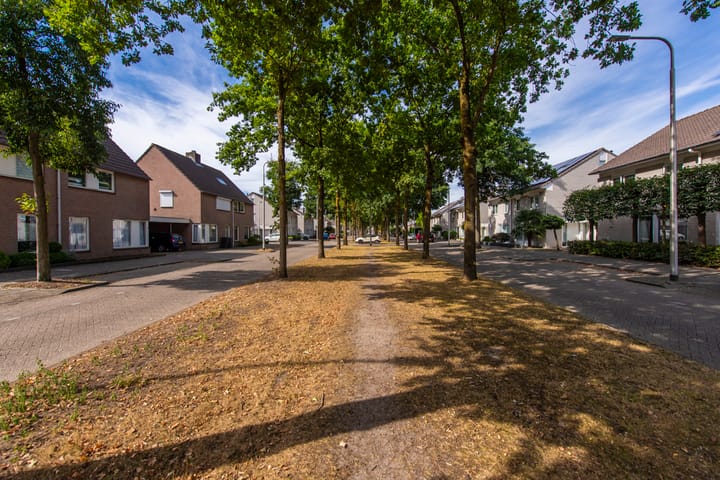 Foto 45 van Genemuidenstraat 11