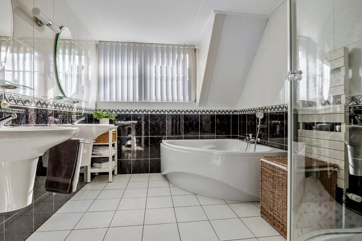 Foto 23 van Larixlaan 5