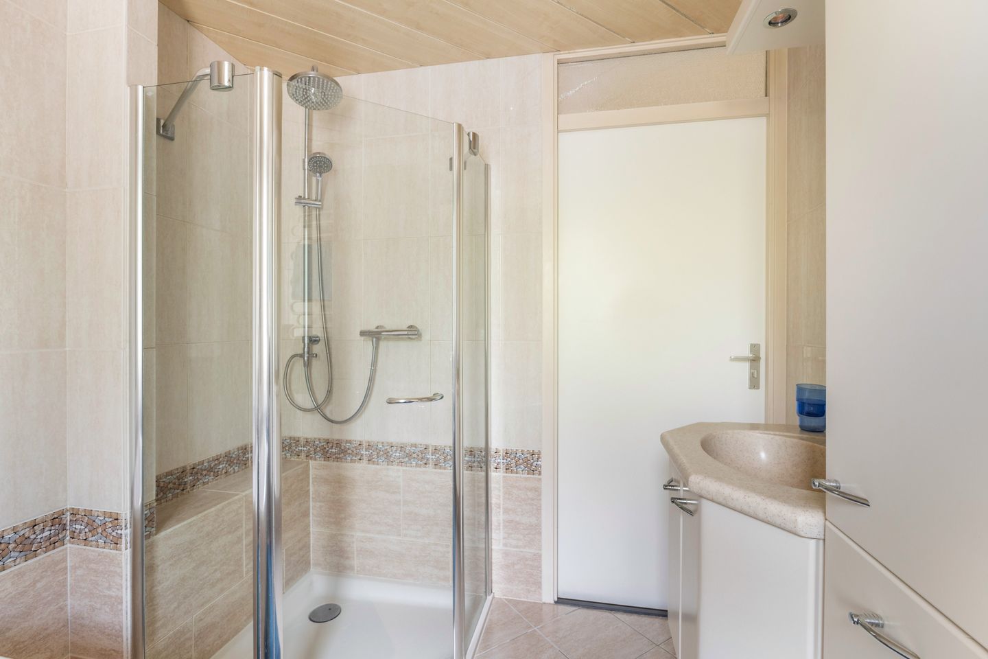 Photo 40 of Oranje Nassaulaan 43