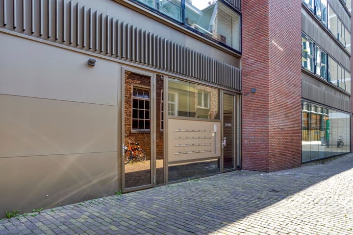 Foto 6 van Weeshuisgang 2-11