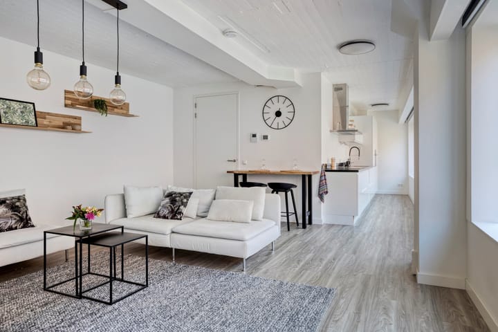 Foto 2 van Weeshuisgang 2-11