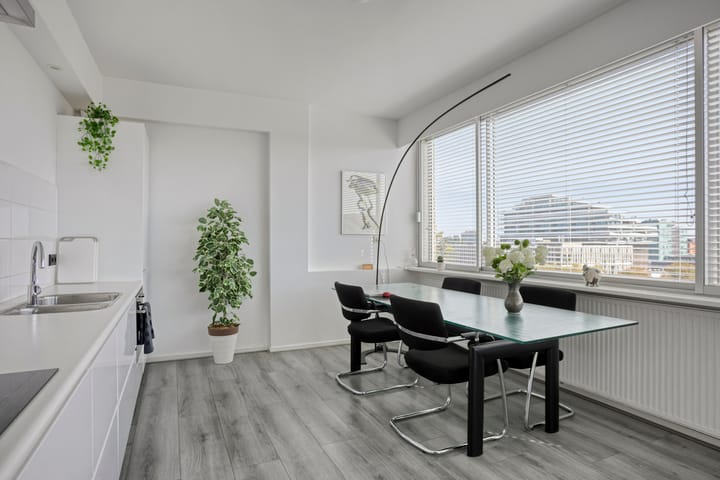 Photo 12 of Meander 395