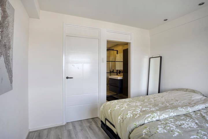 Photo 18 of Meander 395