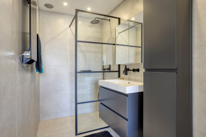 Photo 20 of Meander 395