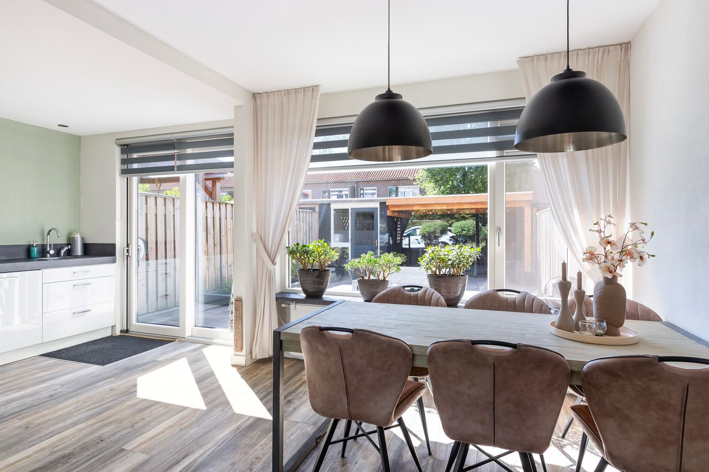 Foto 10 van Esdoornlaan 66