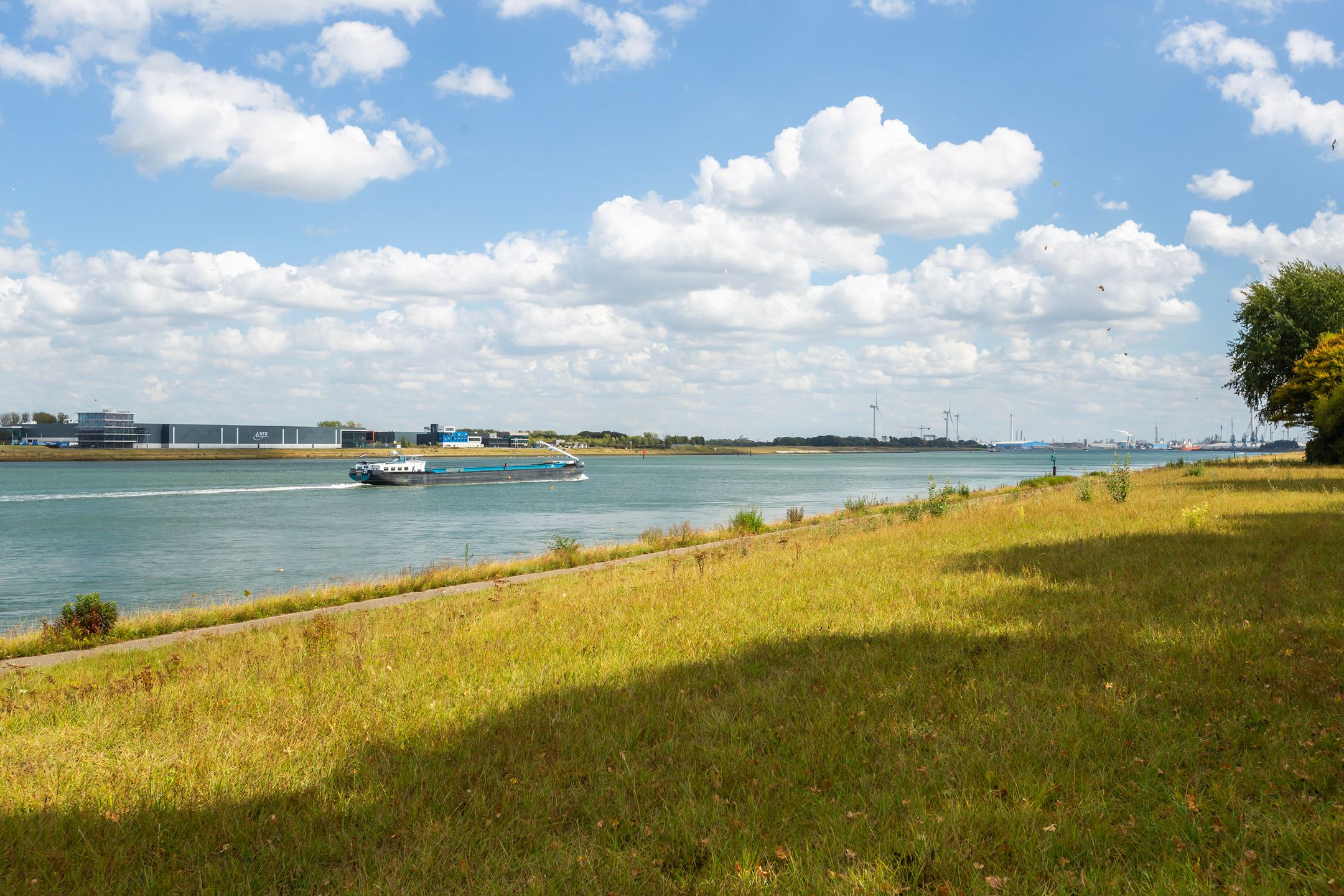 Foto 45 van Esdoornlaan 66